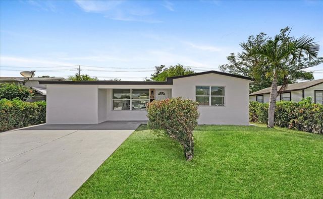 2 of 26 - 824 S F Street, Lake Worth, FL