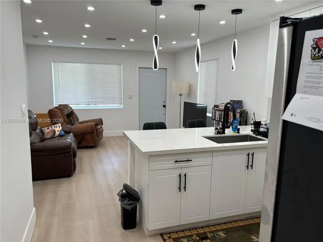 5 of 11 - 1336 Nw 6th Avenue, Fort Lauderdale, FL