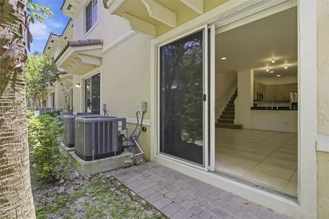 5 of 38 - 2664 Sw 81st Terrace #2666, Miramar, FL