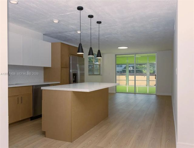 3 of 41 - 7300 Nw 17th Street #112, Plantation, FL