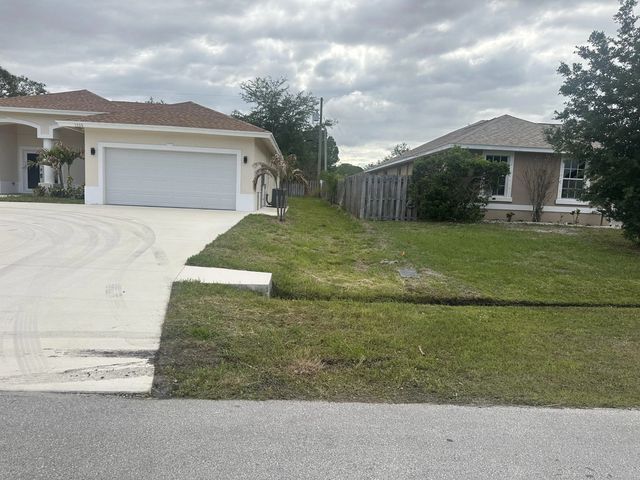 4 of 38 - 1908 Sw Americana Street, Port St. Lucie, FL