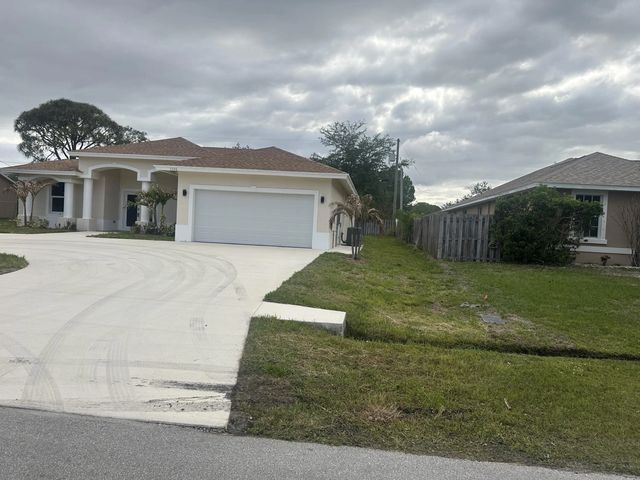 5 of 38 - 1908 Sw Americana Street, Port St. Lucie, FL