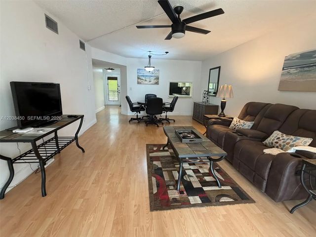 4960 E Sabal Palm Boulevard #308, Tamarac