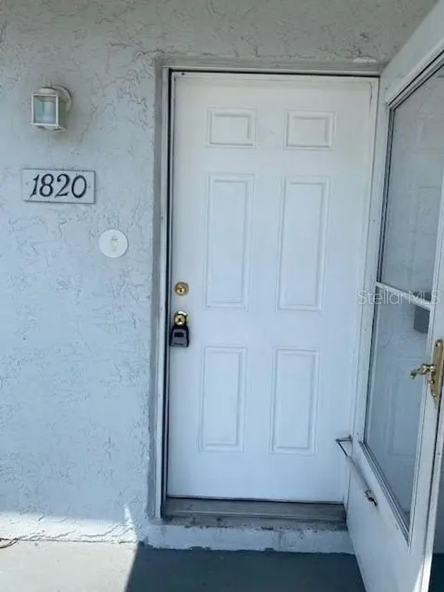2 of 12 - 1820 Amberly Avenue #t-10, Orlando, FL