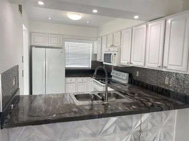 3 of 12 - 1820 Amberly Avenue #t-10, Orlando, FL