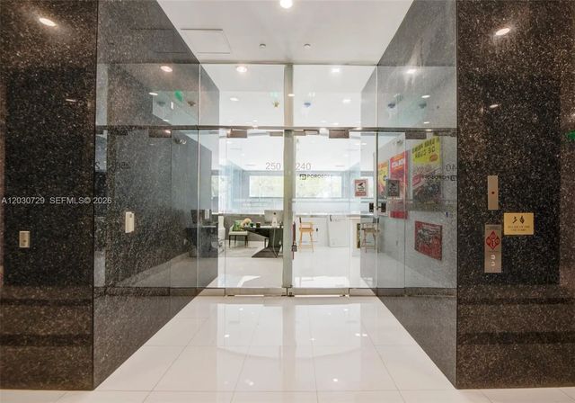 3 of 24 - 1200 Brickell Avenue #200-k, Miami, FL