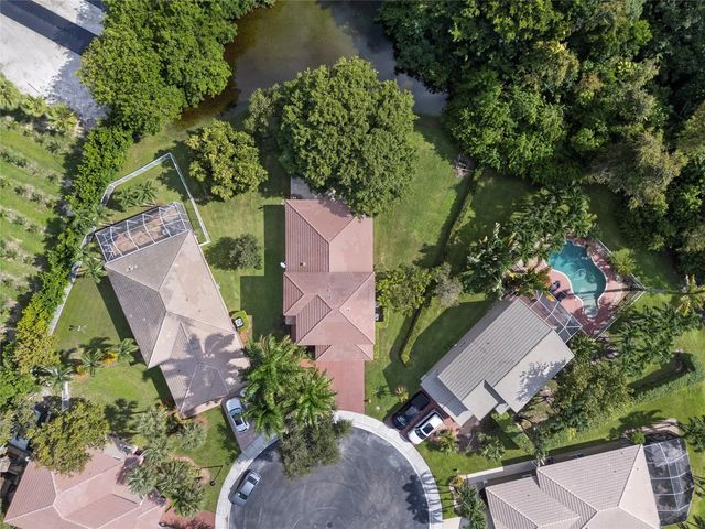 2 of 26 - 7400 Nw 70th Avenue, Parkland, FL