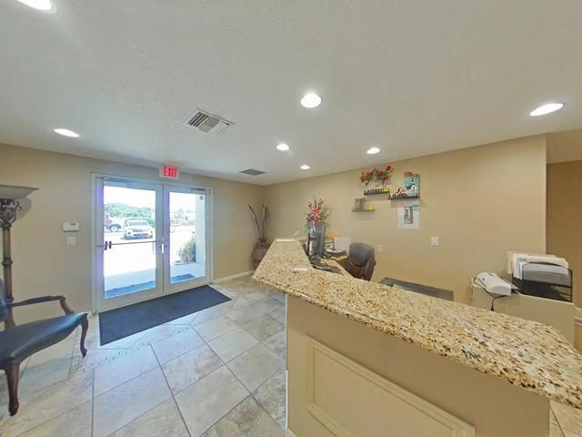 4 of 28 - 806 Nw 9th Street, Okeechobee, FL