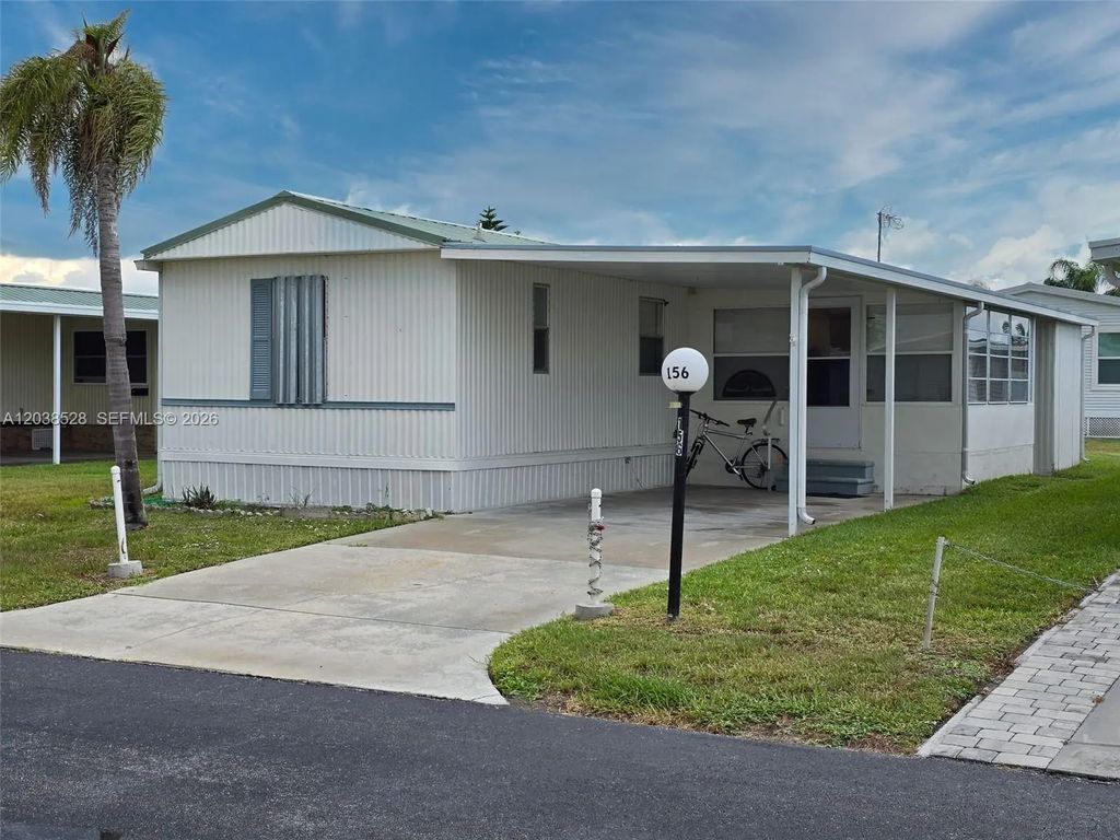 1601 Us Hwy 441 Se #156, Okeechobee