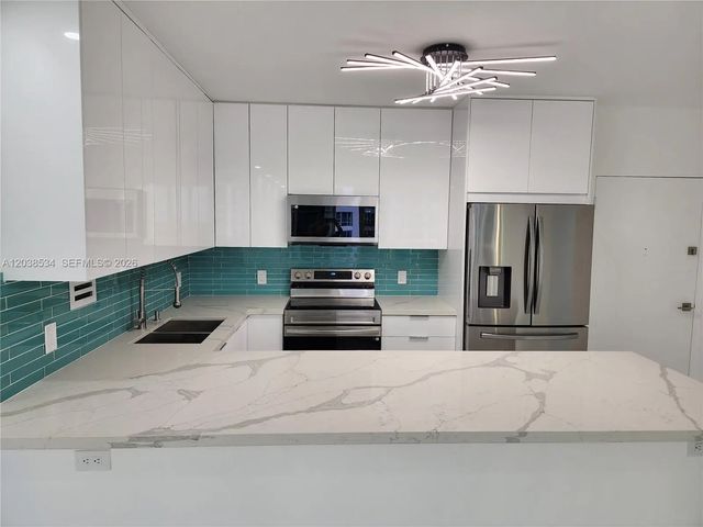 5 of 36 - 3505 S Ocean Drive #716, Hollywood, FL