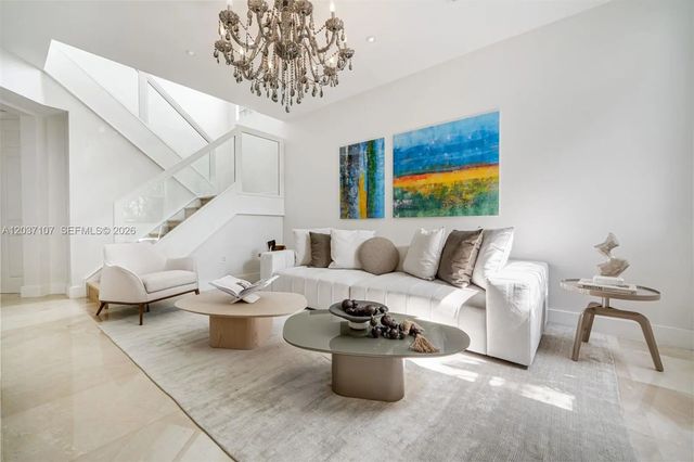 2 of 30 - 21156 Ne 33rd Avenue, Aventura, FL