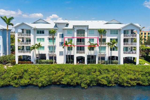 2 of 46 - 715 Nw Flagler Avenue #302, Stuart, FL