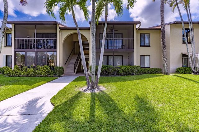 2 of 32 - 610 Sea Pine Way #b2, Greenacres, FL