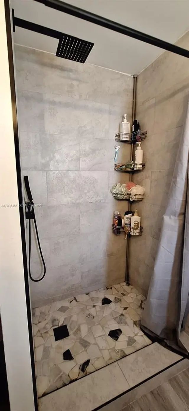 2 of 15 - 4701 Sw 73, Davie, FL