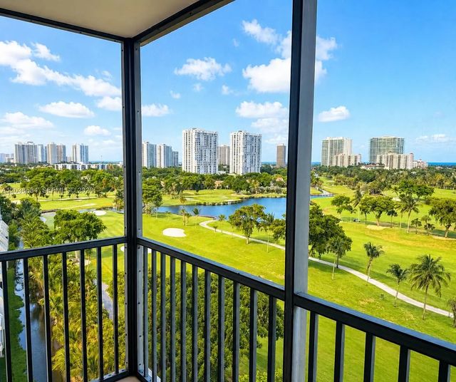 3 of 18 - 20335 W Country Club Drive #1105, Aventura, FL