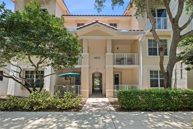 2 of 38 - 4823 Chancellor Drive #22, Jupiter, FL