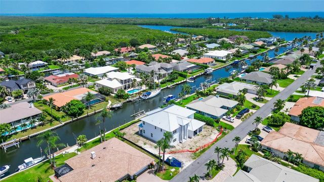 Photo of 8967 Se Star Island Way, Hobe Sound FL