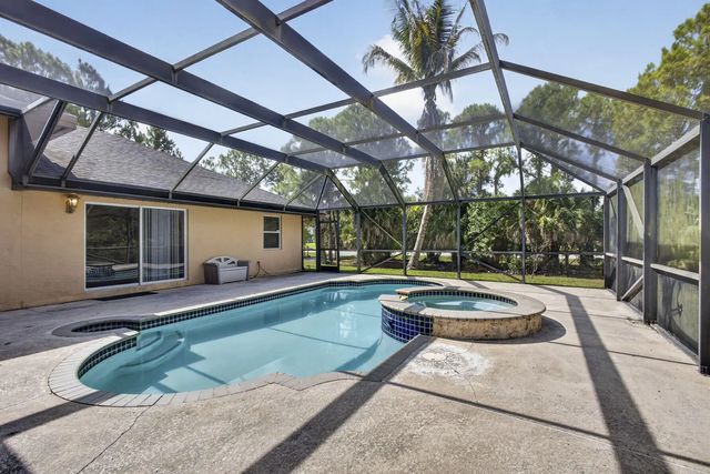 16300 92nd Lane N, Loxahatchee