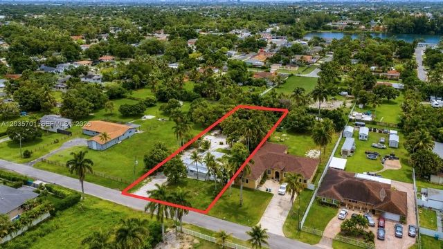 10945 Nw 19th Avenue, Miami