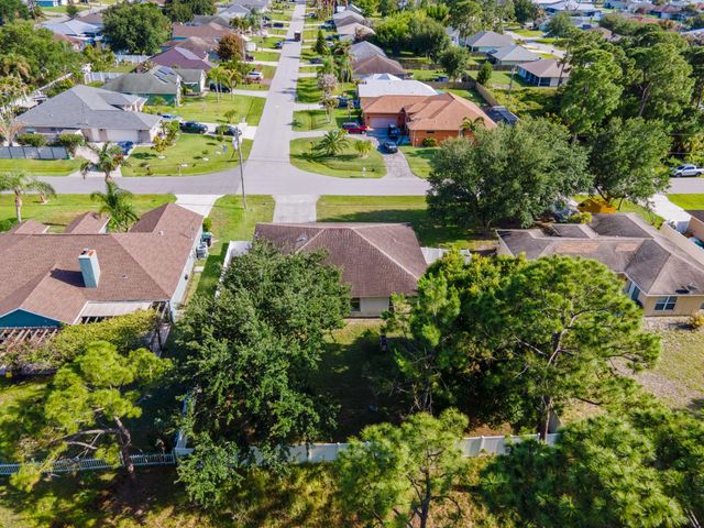 5 of 65 - 2001 Sw Fears Avenue, Port St. Lucie, FL