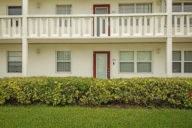 2 of 23 - 1023 Ellesmere B, Deerfield Beach, FL