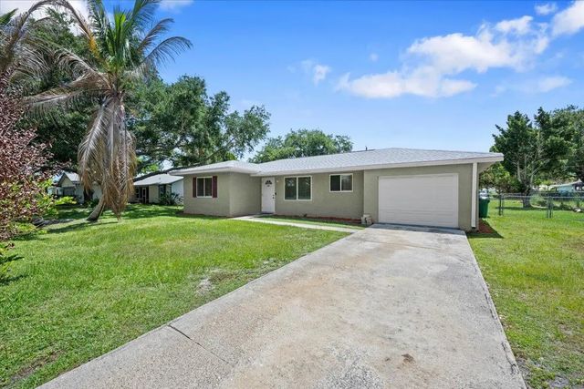 2 of 25 - 2261 Se Pear Lane, Port St. Lucie, FL