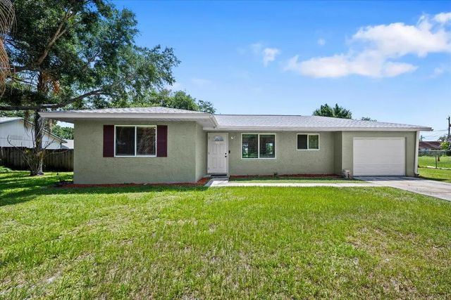 4 of 25 - 2261 Se Pear Lane, Port St. Lucie, FL