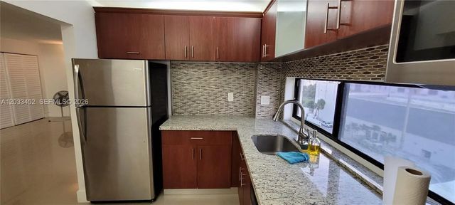 2 of 11 - 16909 N Bay Road #815, Sunny Isles Beach, FL