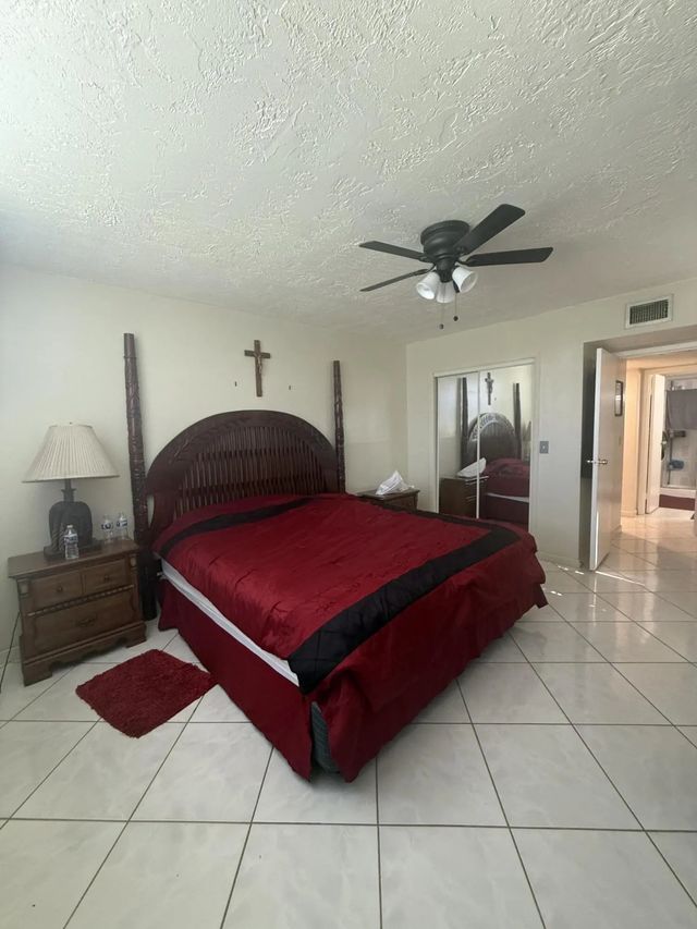 5 of 13 - 2811 Somerset Drive #118, Lauderdale Lakes, FL