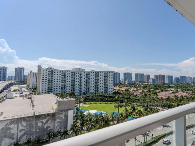19201 Collins Avenue #1038, Sunny Isles Beach