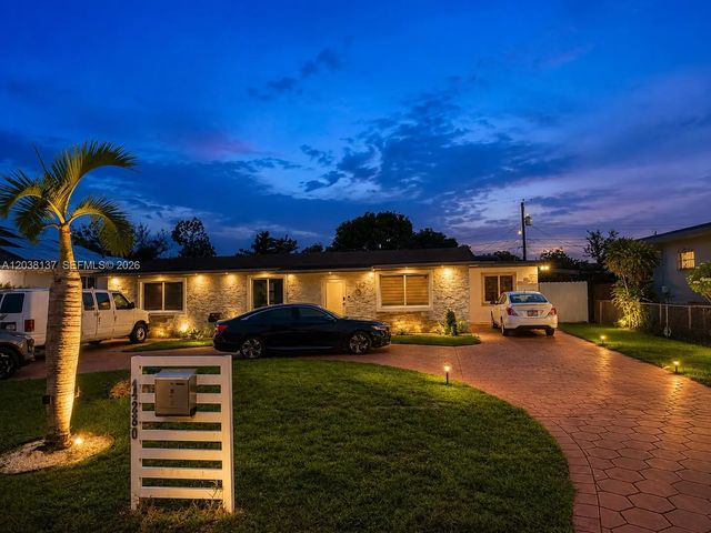 2 of 22 - 4280 Nw 171st Street, Miami Gardens, FL