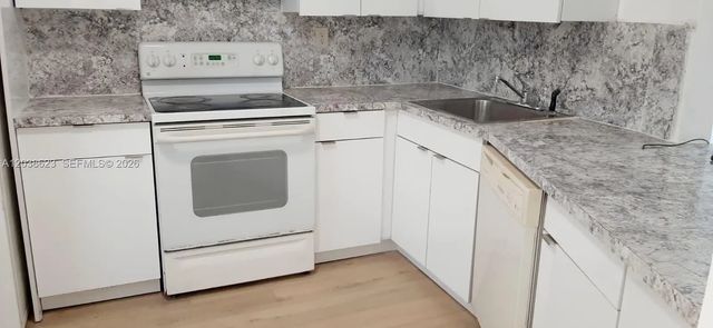 5 of 38 - 1750 Ne 191st Street #508-2, Miami, FL