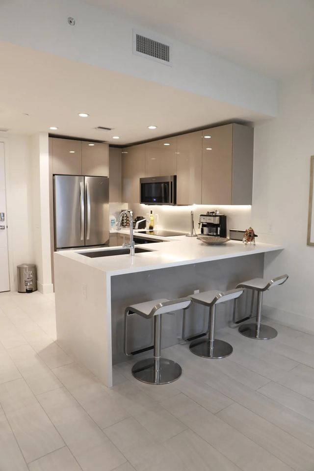 2 of 16 - 2000 Metropica Way #811, Sunrise, FL