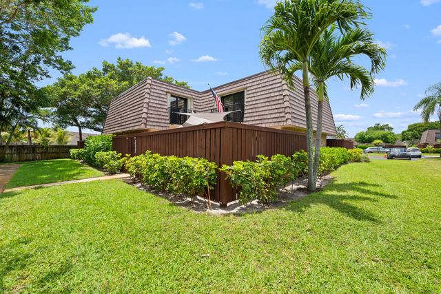 2 of 29 - 2512 Sw 15th Street, Deerfield Beach, FL