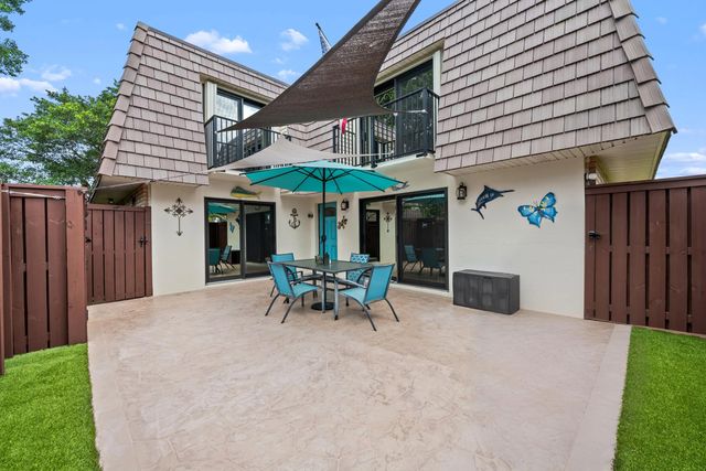 3 of 29 - 2512 Sw 15th Street, Deerfield Beach, FL