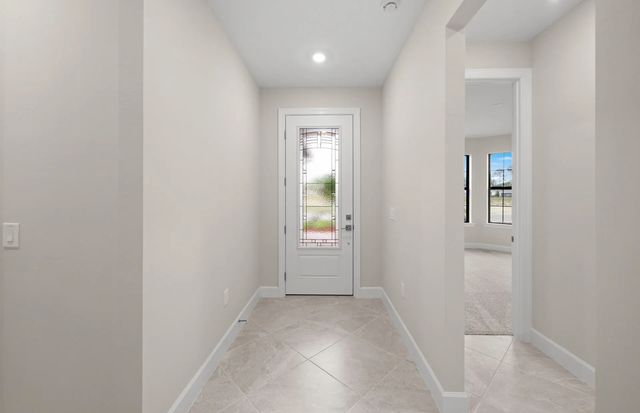 5 of 35 - 3922 E Hampton Circle, Alva, FL
