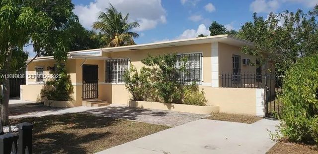 1079 Nw 112th Terrace, Miami