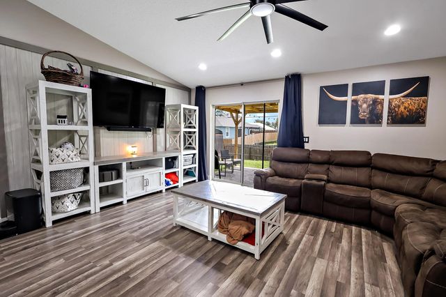 2 of 19 - 7726 102nd Avenue, Vero Beach, FL