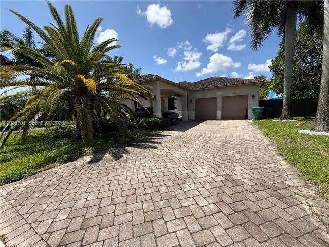 2 of 39 - 16940 Sw 296th Street, Homestead, FL
