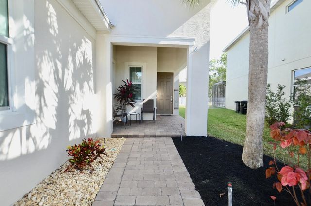 2 of 36 - 1897 Nw Cataluna Circle, Port St. Lucie, FL