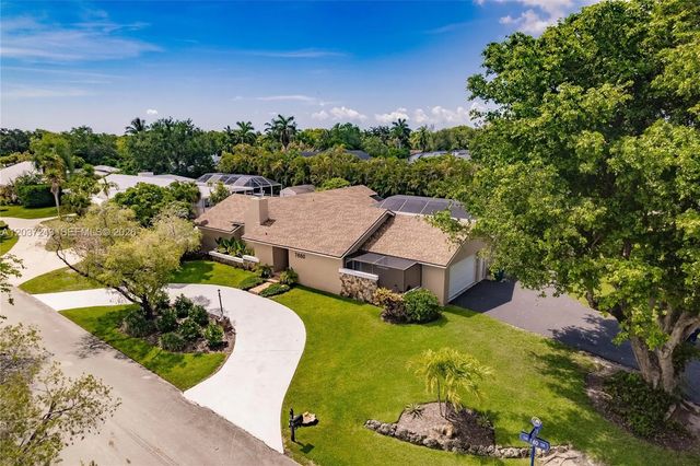 2 of 40 - 7880 Sw 180th Terrace, Palmetto Bay, FL