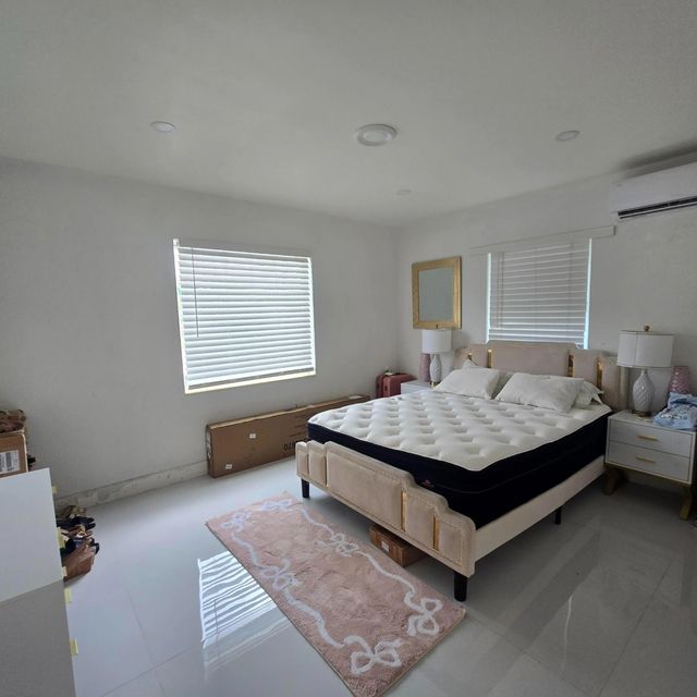 4 of 31 - 1844 Sheridan Street, Hollywood, FL