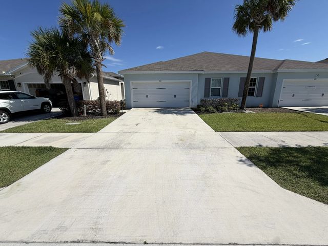 845 Persimmon Place, Fort Pierce