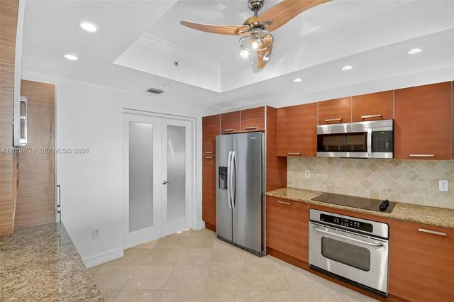 3 of 38 - 3330 Ne 190th Street #1611, Aventura, FL
