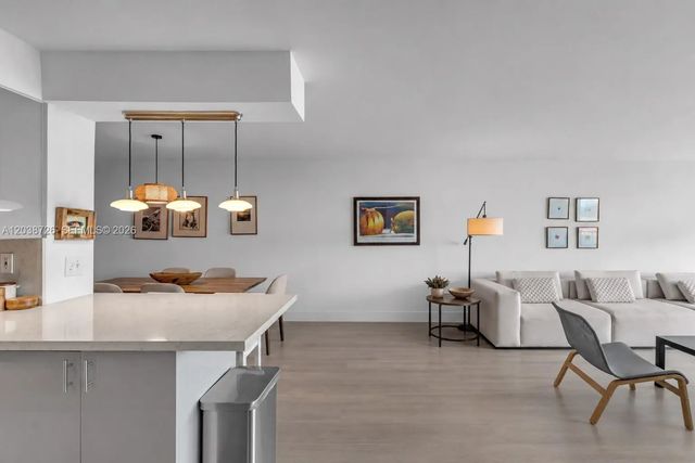 2 of 22 - 150 Ocean Lane Drive #7c, Key Biscayne, FL