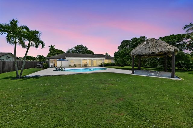 7635 Oakmont Drive, Lake Worth