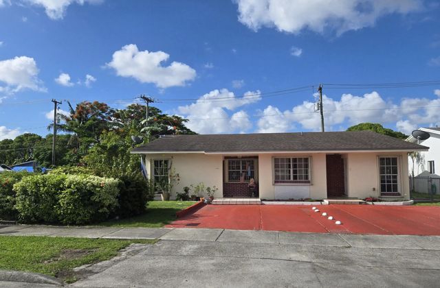 11302 Sw 7th Street, Miami