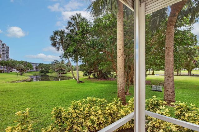 5 of 53 - 3520 Oaks Way #110, Pompano Beach, FL