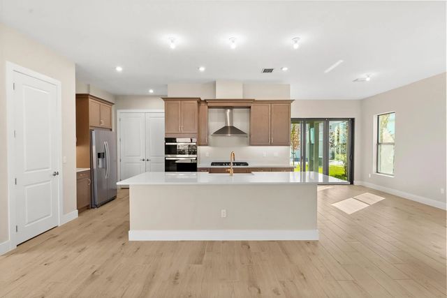 2 of 11 - 690 Sw Backus Lane, Palm City, FL