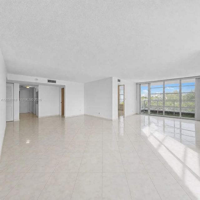 2 of 14 - 230 174th Street #404, Sunny Isles Beach, FL